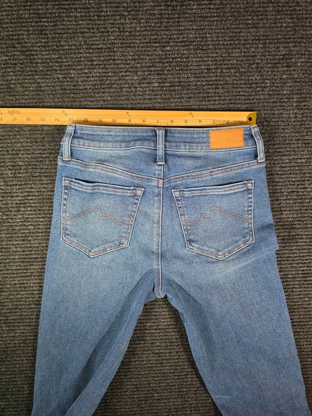 Max Studio Indigo High Rise Slim Straight Jeans 6